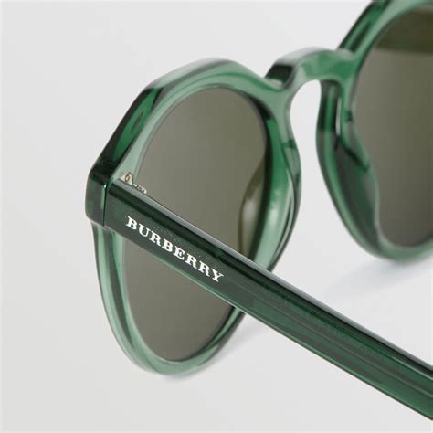 green burberry sunglasses